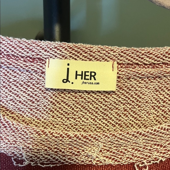 Oversize Reverse Contrast Banded Top from J.Her - Picture 2 of 5